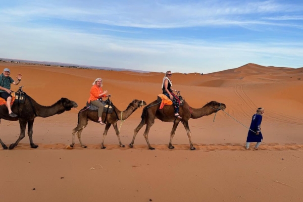 Join our 5 Days Tour from Casablanca and discover Fes, Merzouga Desert, camel trekking, luxury camp, Todra Gorge, Ait Ben Haddou, Marrakech.